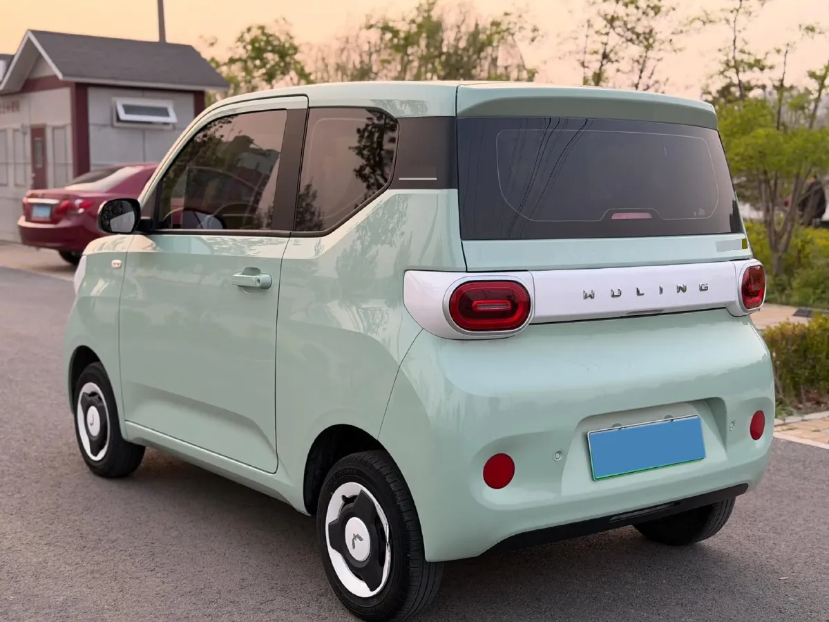 2024 WuLing HongGuang MINI EV BEV 17.3KWH,autocango,china used car exporter,china ev exporter,chinese used car exporter,chinese used ev exporter