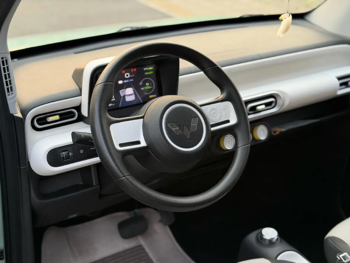 2024 WuLing HongGuang MINI EV BEV 17.3KWH,autocango,china used car exporter,china ev exporter,chinese used car exporter,chinese used ev exporter