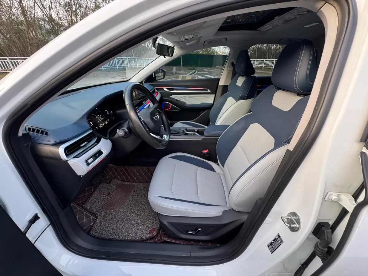 2022 Geely Emgrand 1.5L 114HP L4 CVT,autocango,china used car exporter,china ev exporter,chinese used car exporter,chinese used ev exporter