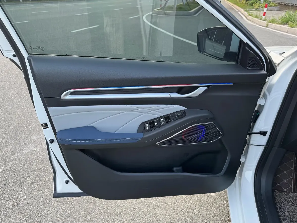 2022 Geely Emgrand 1.5L 114HP L4 CVT,autocango,china used car exporter,china ev exporter,chinese used car exporter,chinese used ev exporter