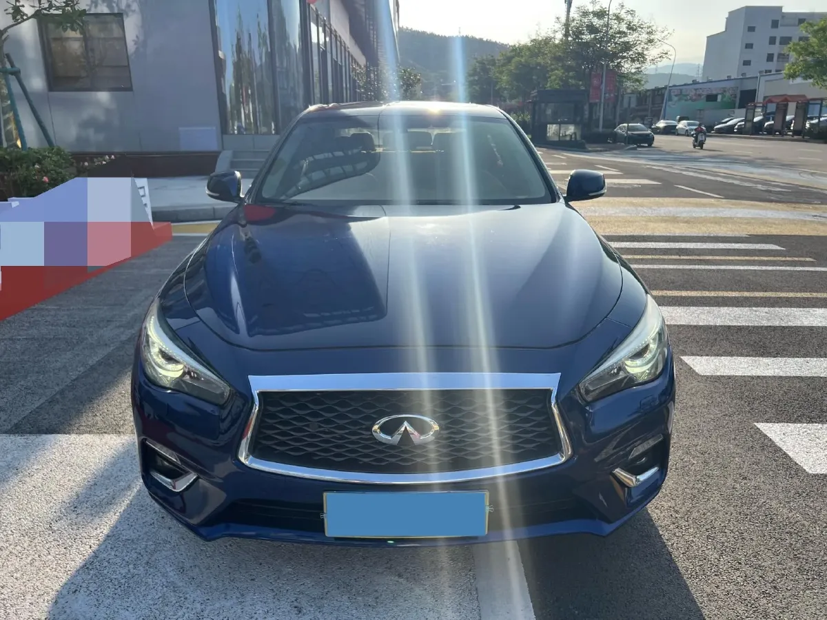 2018 Jeep Grand Commander 2.0T 265HP L4 9AT,autocango,china used car exporter,china ev exporter,chinese used car exporter,chinese used ev exporter