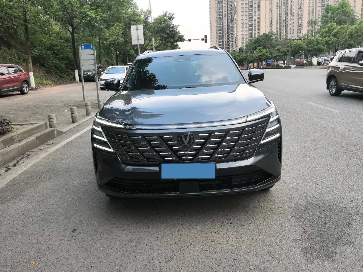 2025 ChangAn CS75 Plus 1.5T 192HP L4 8AT,autocango,china used car exporter,china ev exporter,chinese used car exporter,chinese used ev exporter