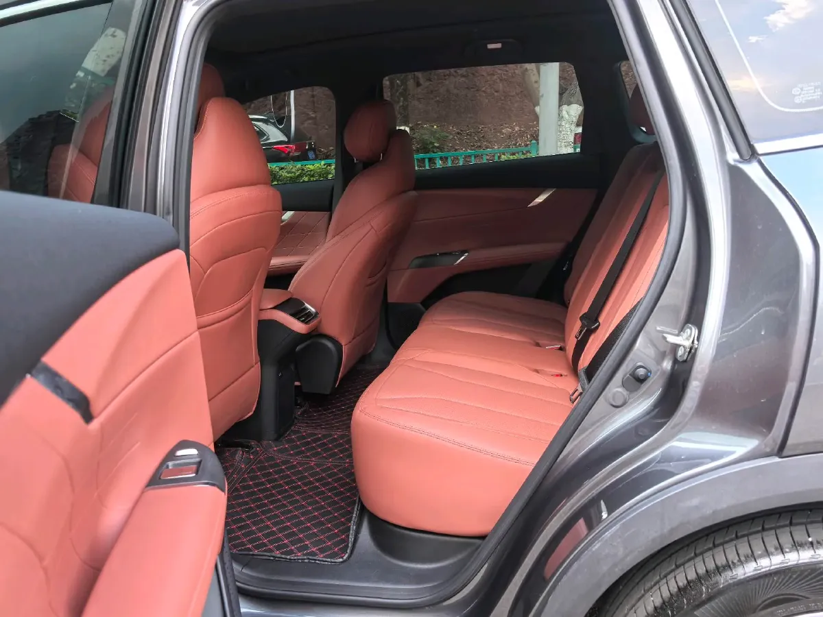 2025 ChangAn CS75 Plus 1.5T 192HP L4 8AT,autocango,china used car exporter,china ev exporter,chinese used car exporter,chinese used ev exporter