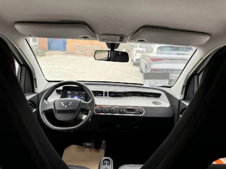 2020 WuLing HongGuang MINI EV BEV 9.3KWH,autocango,china used car exporter,china ev exporter,chinese used car exporter,chinese used ev exporter