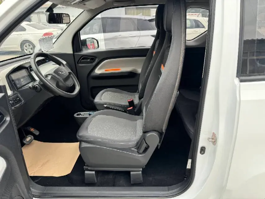 2020 WuLing HongGuang MINI EV BEV 9.3KWH,autocango,china used car exporter,china ev exporter,chinese used car exporter,chinese used ev exporter