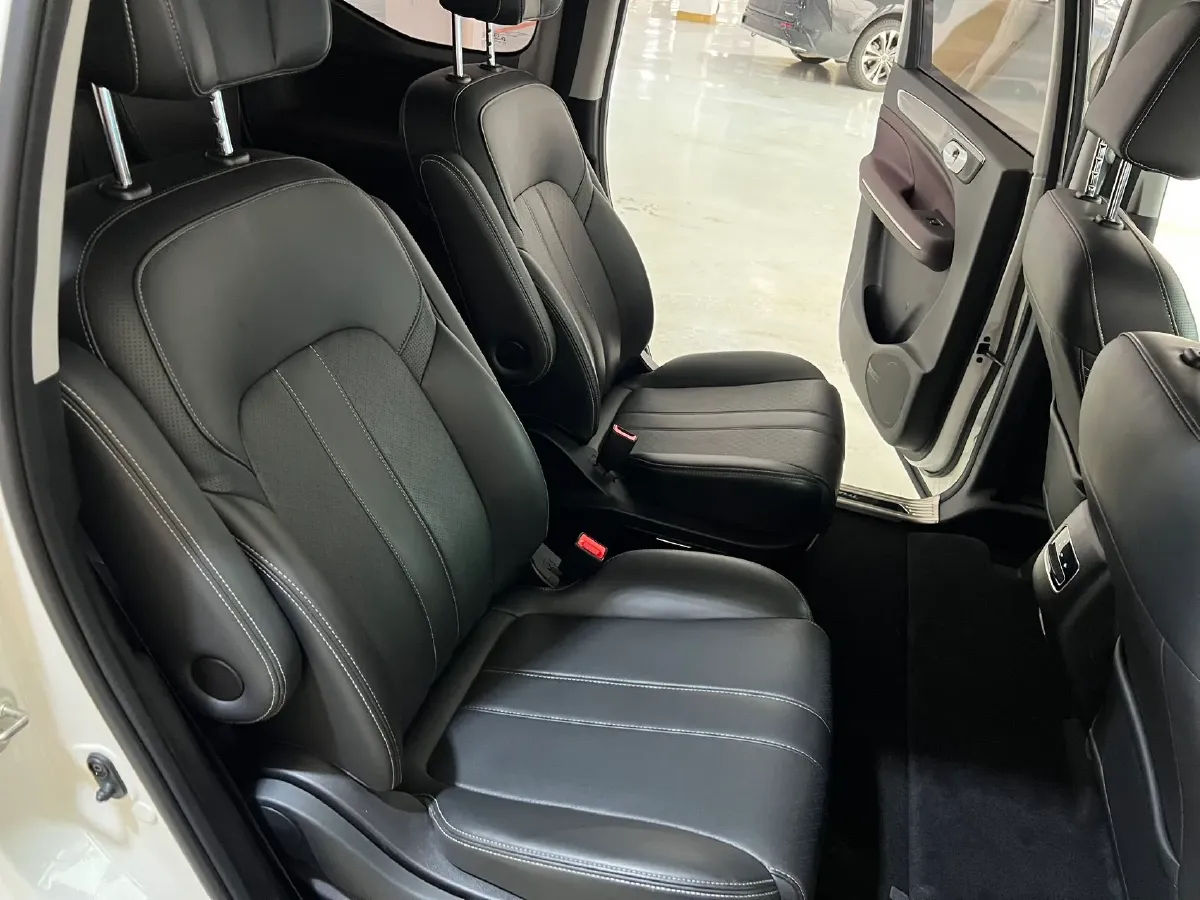 2021 GAC Trumpchi M6 1.5T 169HP L4 7DCT,autocango,china used car exporter,china ev exporter,chinese used car exporter,chinese used ev exporter