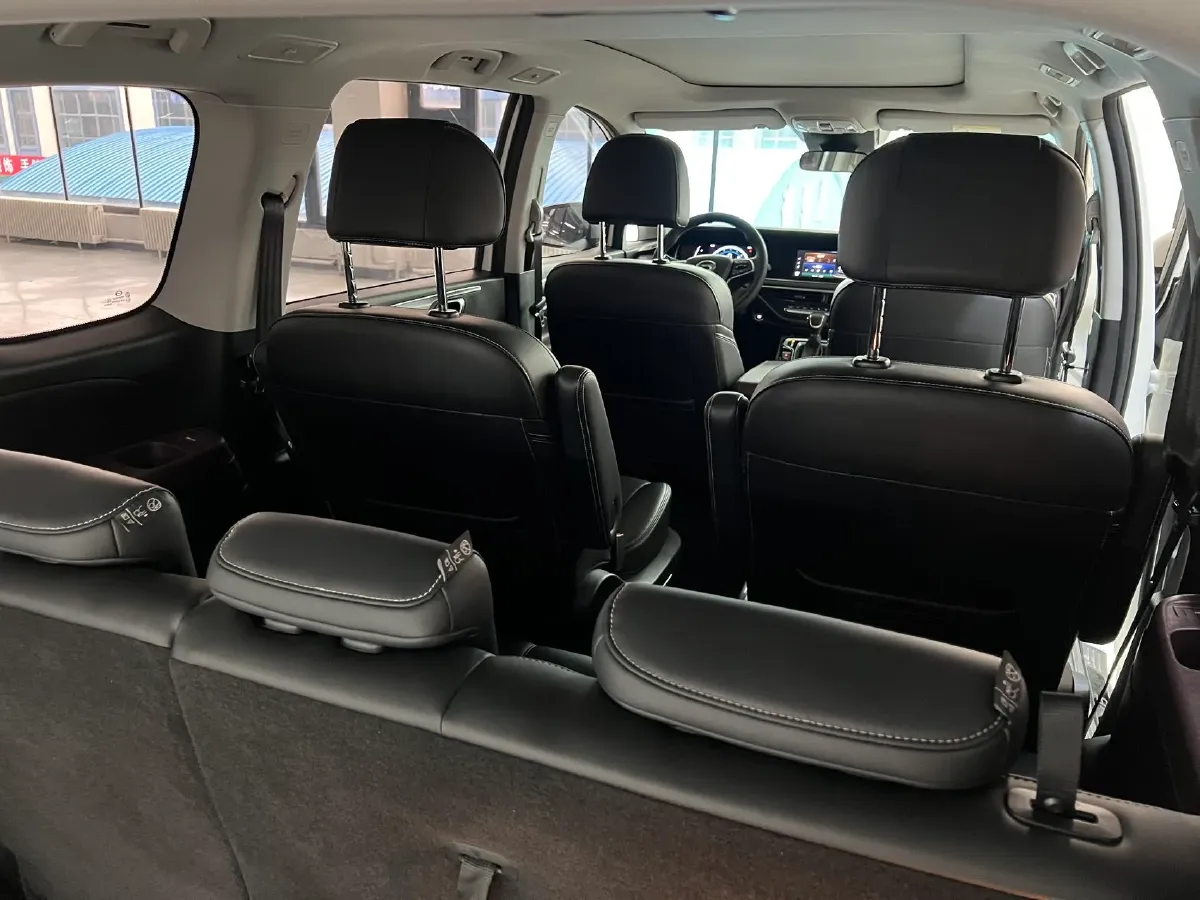 2021 GAC Trumpchi M6 1.5T 169HP L4 7DCT,autocango,china used car exporter,china ev exporter,chinese used car exporter,chinese used ev exporter