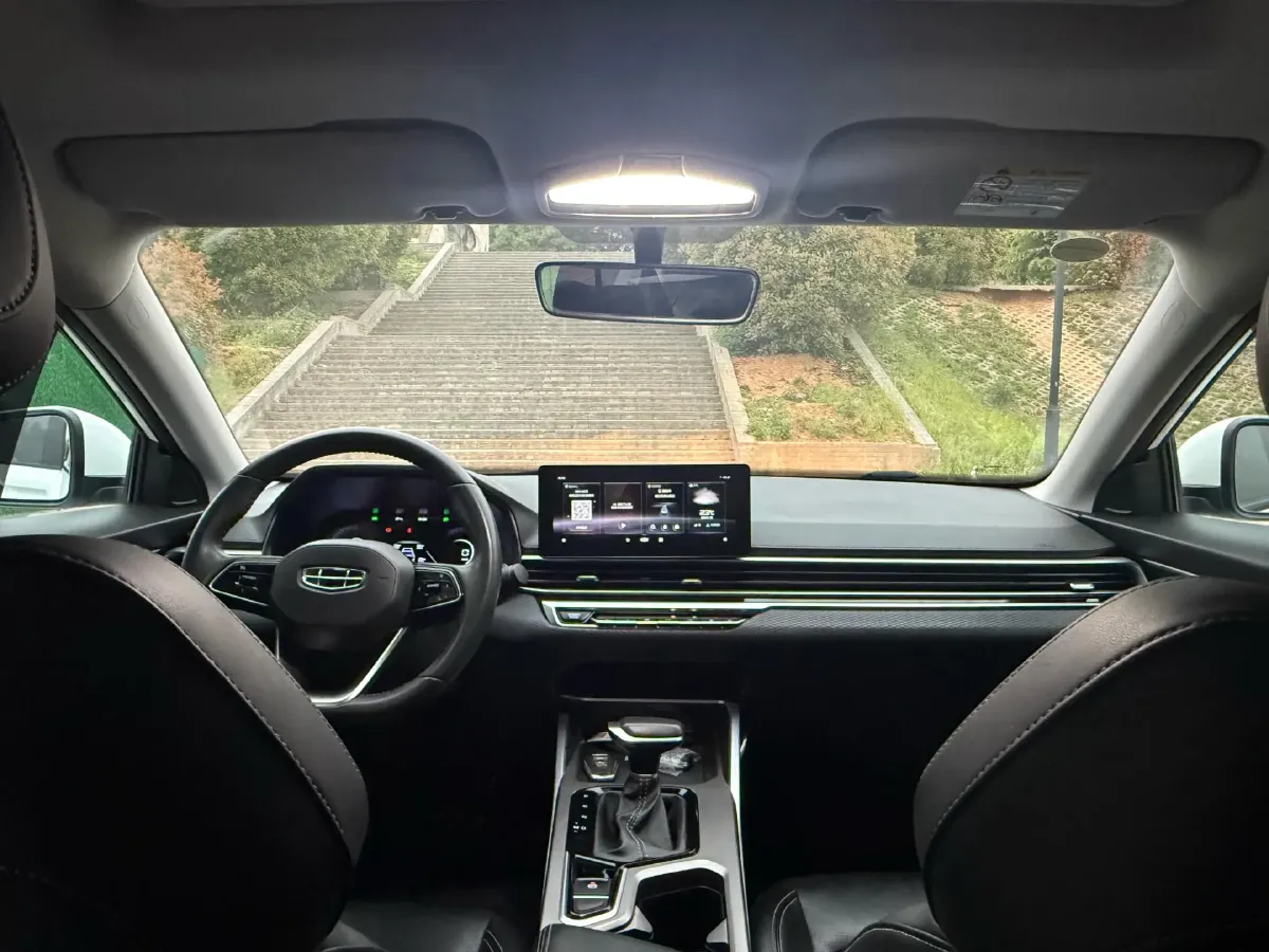 2022 Geely Emgrand 1.5L 114HP L4 CVT,autocango,china used car exporter,china ev exporter,chinese used car exporter,chinese used ev exporter