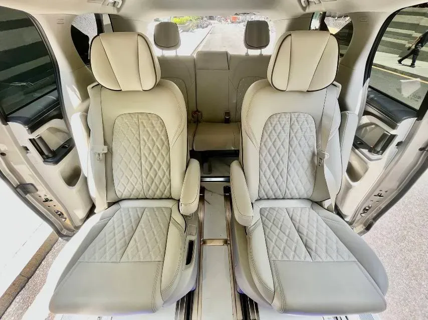 2023 Buick GL8 2.0T 237HP L4 9AT,autocango,china used car exporter,china ev exporter,chinese used car exporter,chinese used ev exporter