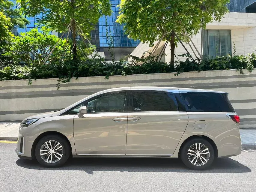 2023 Buick GL8 2.0T 237HP L4 9AT,autocango,china used car exporter,china ev exporter,chinese used car exporter,chinese used ev exporter