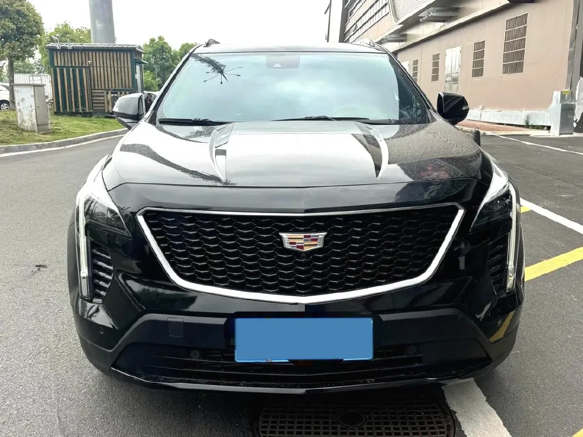 2023 Cadillac XT4 2.0T 237HP L4 9AT,autocango,china used car exporter,china ev exporter,chinese used car exporter,chinese used ev exporter