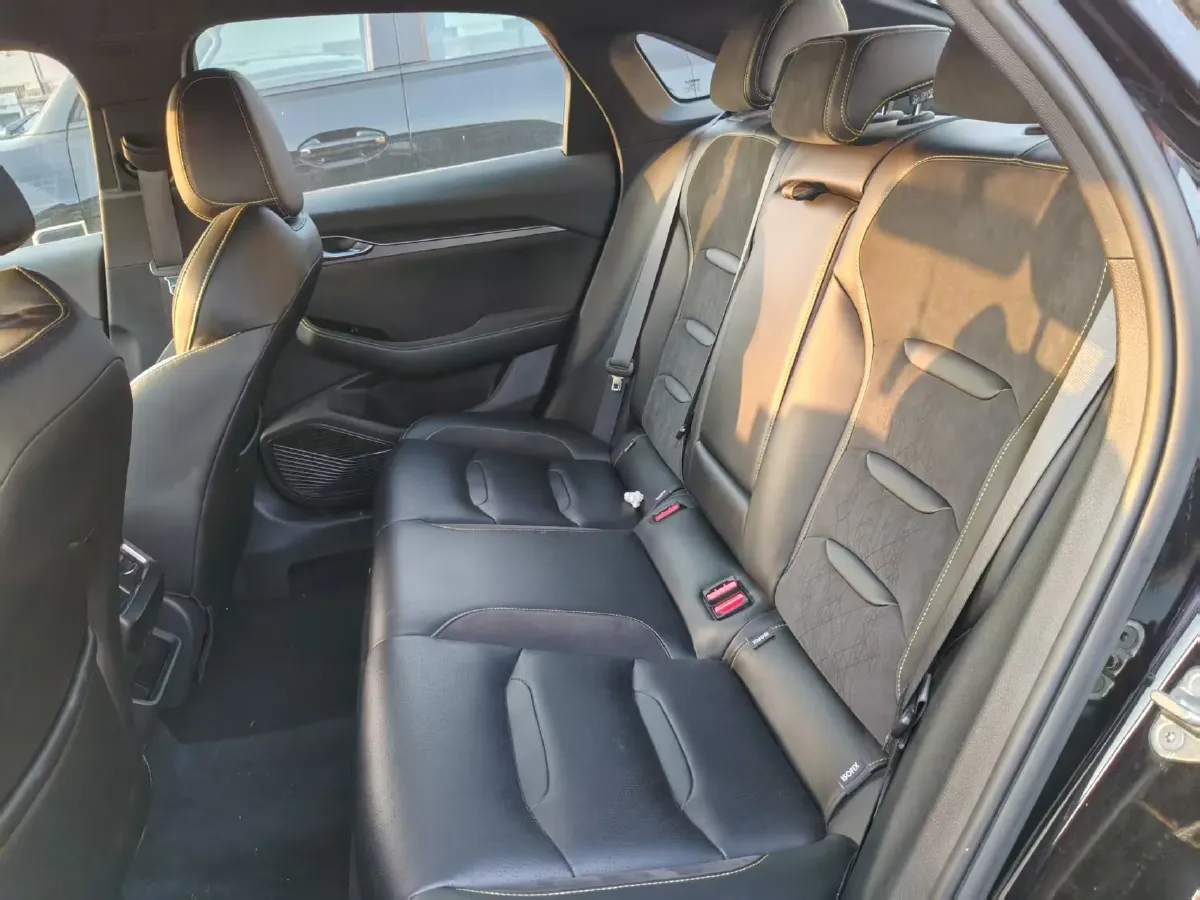 2021 Geely Preface 2.0T 190HP L4 7DCT,autocango,china used car exporter,china ev exporter,chinese used car exporter,chinese used ev exporter