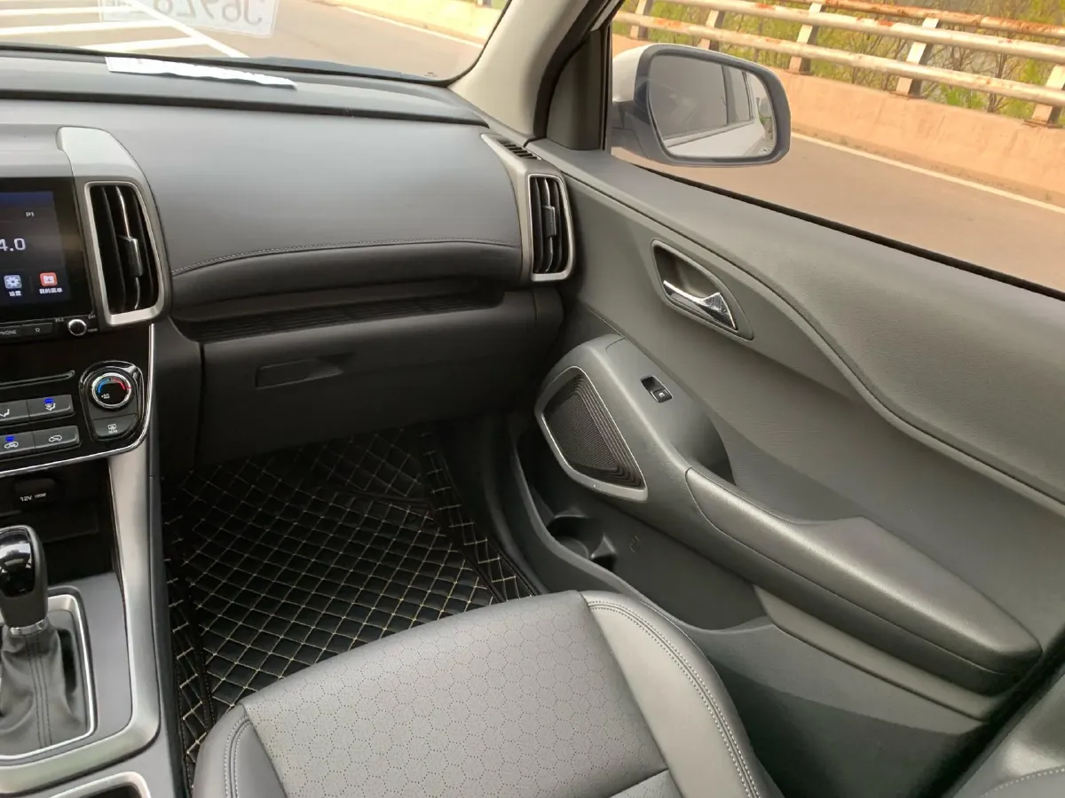 2019 Hyundai ix35 2.0L 160HP L4 6AT,autocango,china used car exporter,china ev exporter,chinese used car exporter,chinese used ev exporter