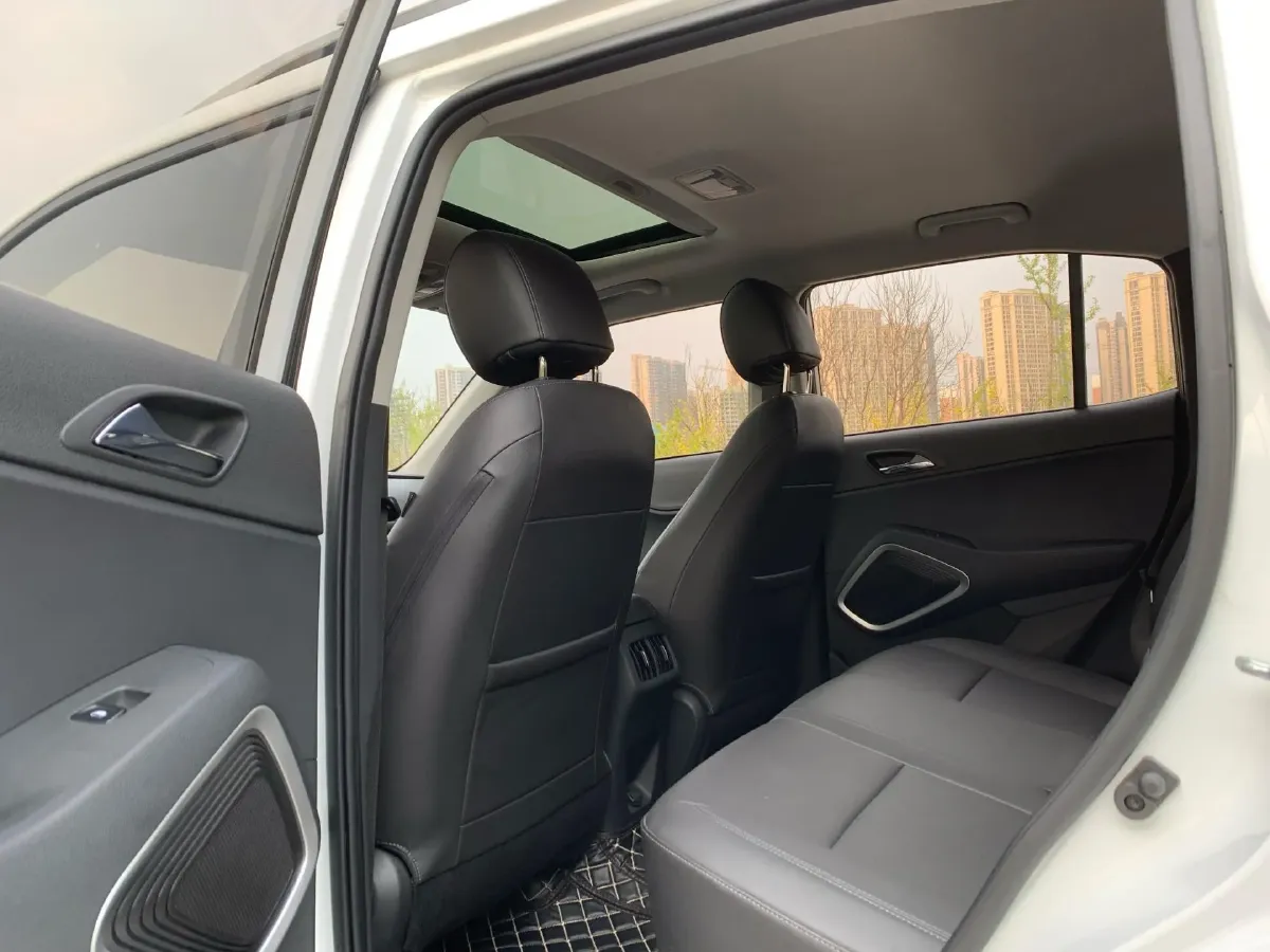 2019 Hyundai ix35 2.0L 160HP L4 6AT,autocango,china used car exporter,china ev exporter,chinese used car exporter,chinese used ev exporter