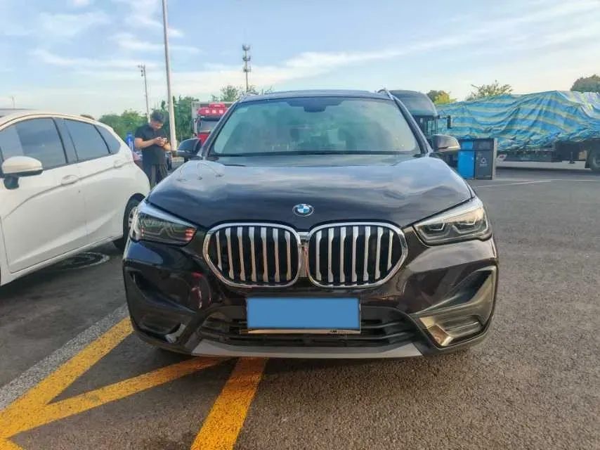 2021 BMW X1 1.5T 140HP L3 7DCT,autocango,china used car exporter,china ev exporter,chinese used car exporter,chinese used ev exporter