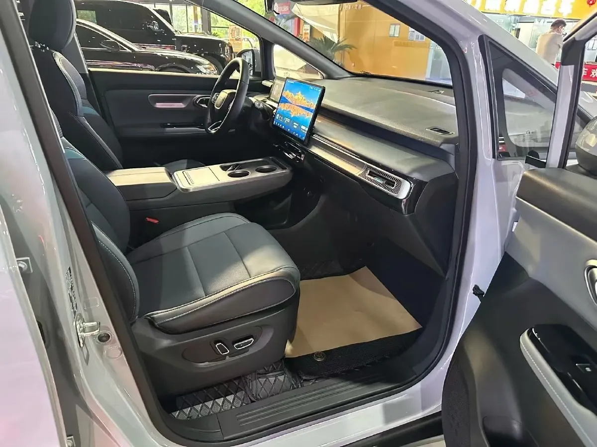 2024 Aion Y BEV 68.2KWH,autocango,china used car exporter,china ev exporter,chinese used car exporter,chinese used ev exporter