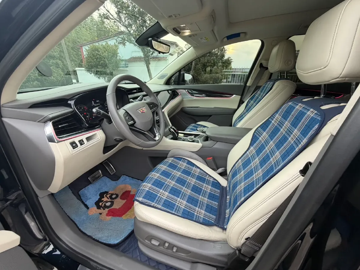 2022 Cadillac XT6 2.0T 237HP L4 9AT,autocango,china used car exporter,china ev exporter,chinese used car exporter,chinese used ev exporter