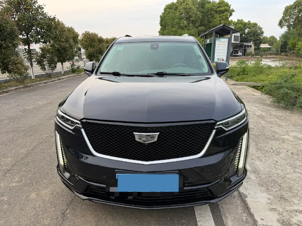 2022 Cadillac XT6 2.0T 237HP L4 9AT,autocango,china used car exporter,china ev exporter,chinese used car exporter,chinese used ev exporter