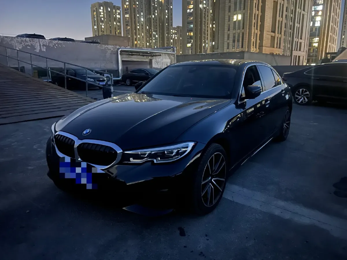 2022 BMW 3 Series 2.0T 184HP L4 8AT,autocango,china used car exporter,china ev exporter,chinese used car exporter,chinese used ev exporter