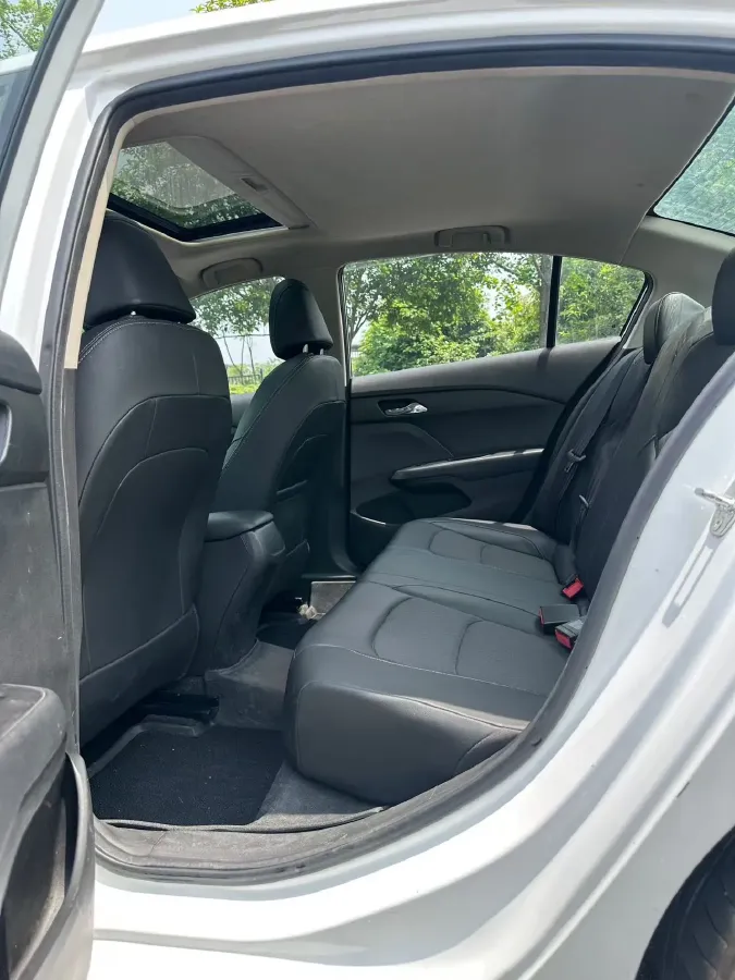 2019 Chevrolet Cavalier 1.5L 113HP L4 6AT,autocango,china used car exporter,china ev exporter,chinese used car exporter,chinese used ev exporter