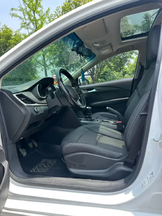 2019 Chevrolet Cavalier 1.5L 113HP L4 6AT,autocango,china used car exporter,china ev exporter,chinese used car exporter,chinese used ev exporter