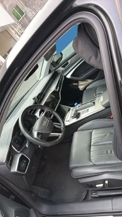 2024 Audi A6L 2.0T 245HP L4 7DCT,autocango,china used car exporter,china ev exporter,chinese used car exporter,chinese used ev exporter