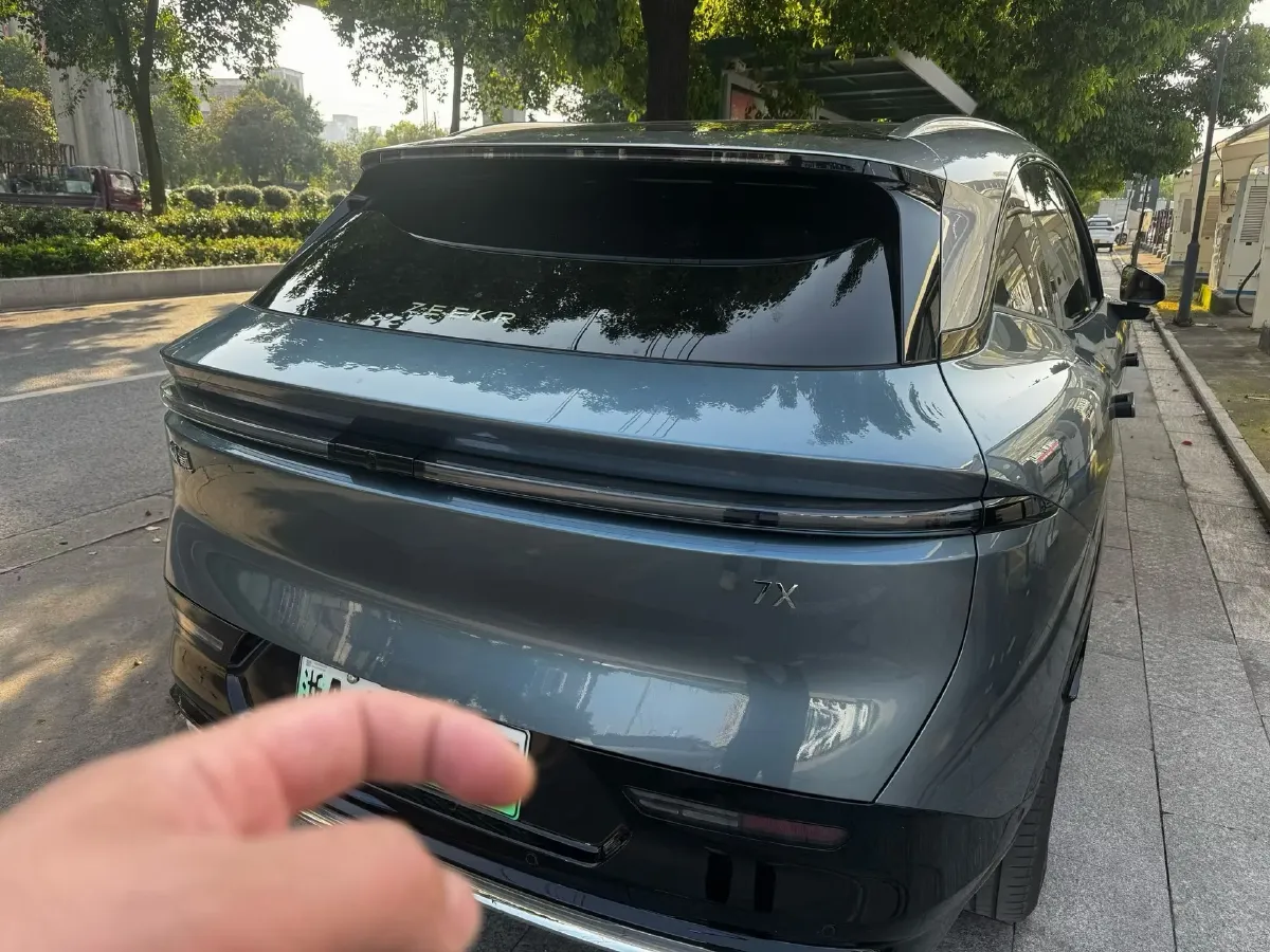2025 Zeekr 7X BEV 75KWH,autocango,china used car exporter,china ev exporter,chinese used car exporter,chinese used ev exporter