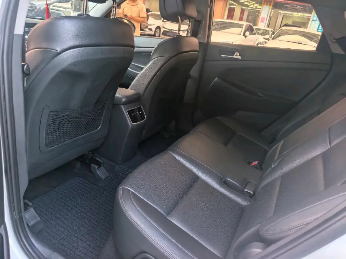 2018 Hyundai Tucson 1.6T 177HP L4 7DCT,autocango,china used car exporter,china ev exporter,chinese used car exporter,chinese used ev exporter
