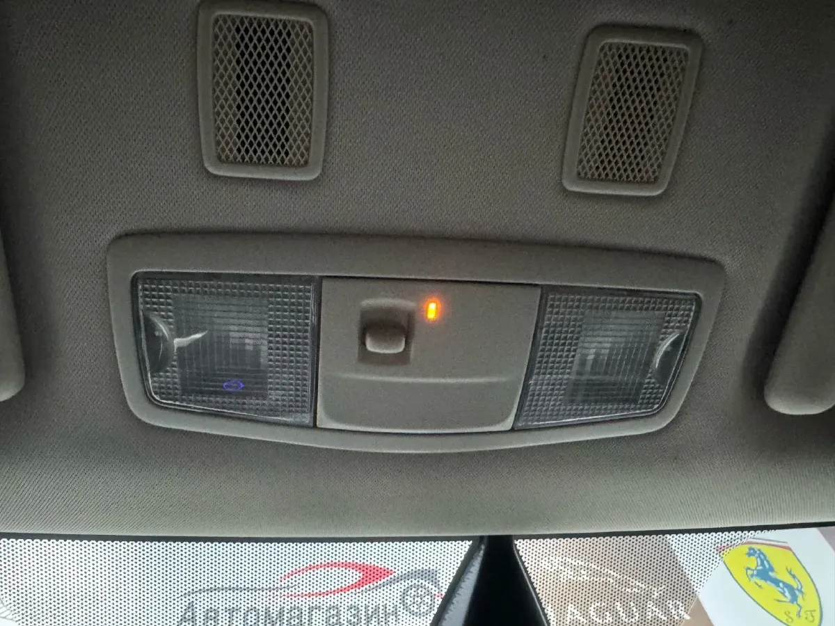 2021 Mitsubishi Outlander 2.0L 166HP L4 CVT,autocango,china used car exporter,china ev exporter,chinese used car exporter,chinese used ev exporter