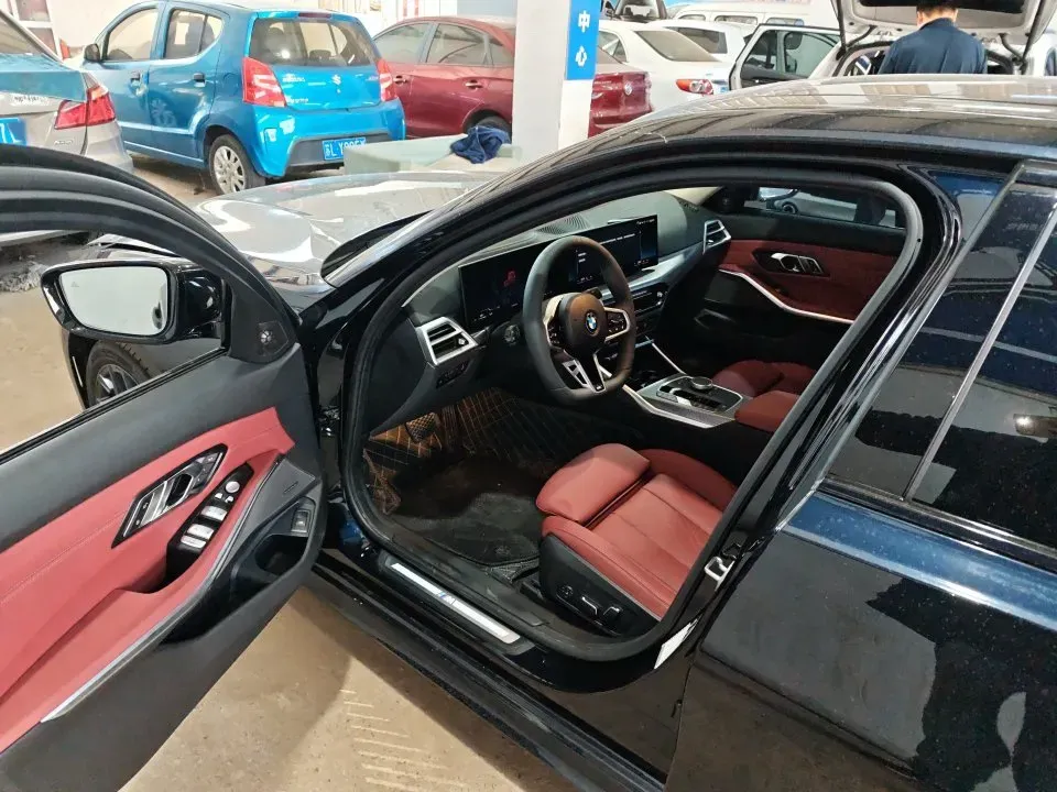 2025 BMW 3 Series 2.0T 245HP L4 8AT,autocango,china used car exporter,china ev exporter,chinese used car exporter,chinese used ev exporter