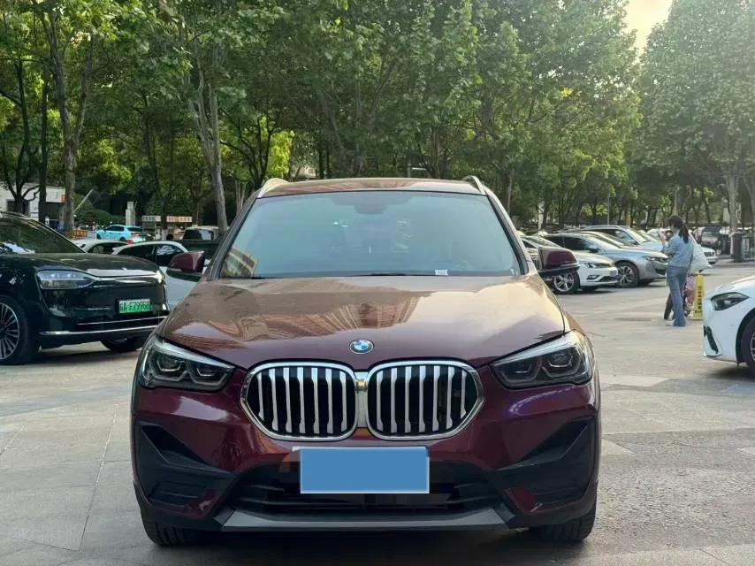2021 BMW X1 2.0T 192HP L4 7DCT,autocango,china used car exporter,china ev exporter,chinese used car exporter,chinese used ev exporter