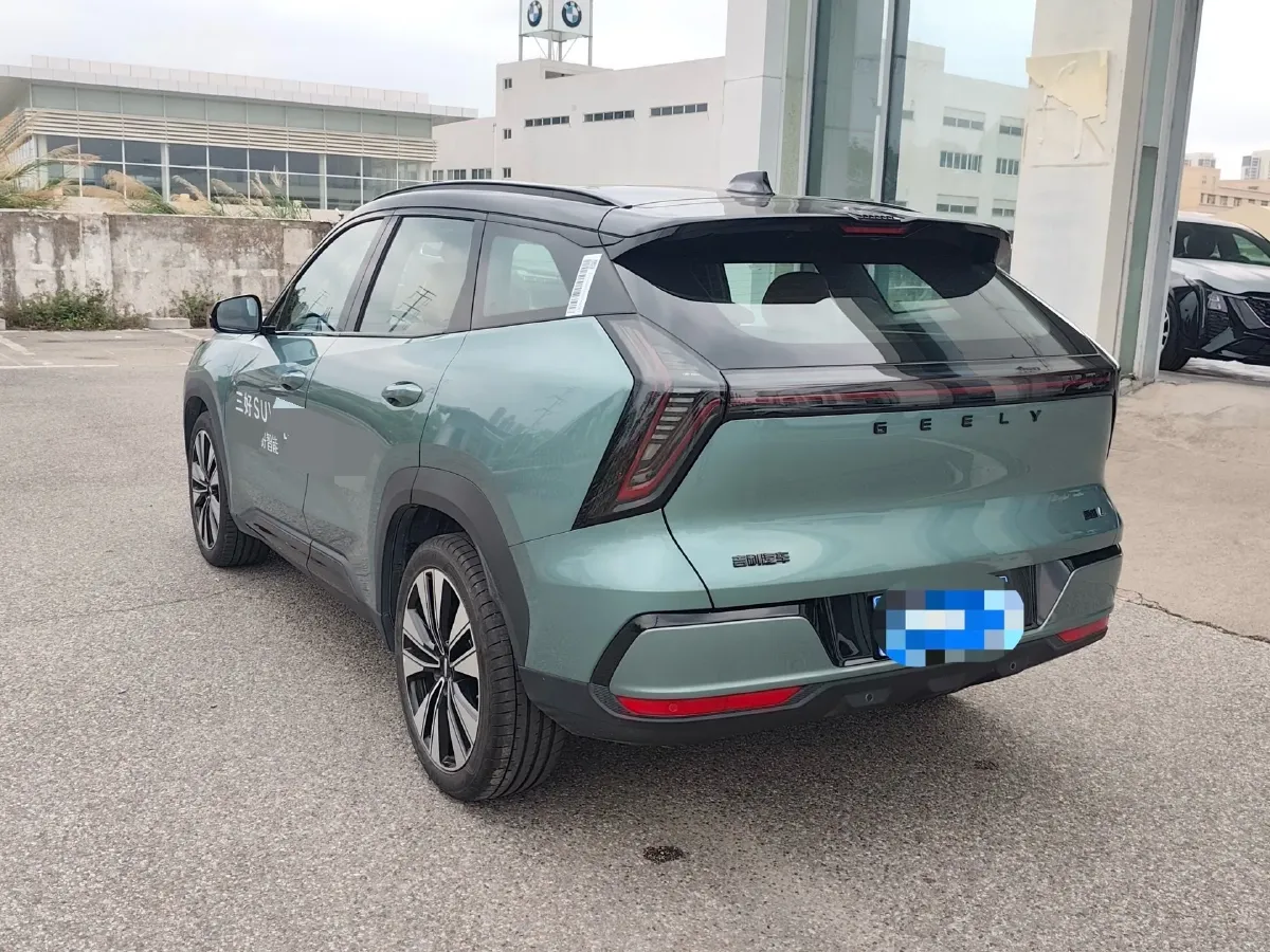 2025 Geely StarRay 1.5T 181HP L4 7DCT,autocango,china used car exporter,china ev exporter,chinese used car exporter,chinese used ev exporter