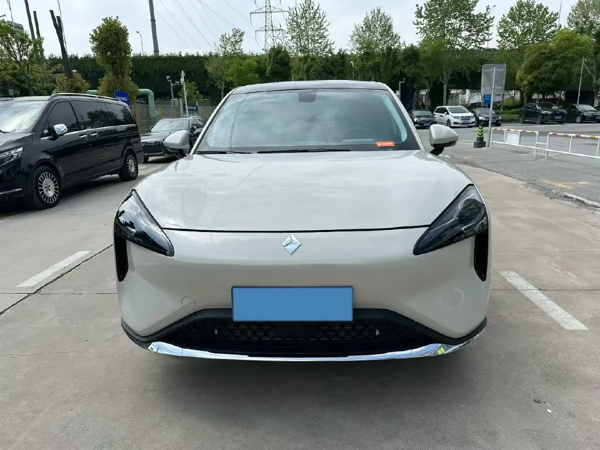 2026 BaoJun E6 BEV,autocango,china used car exporter,china ev exporter,chinese used car exporter,chinese used ev exporter