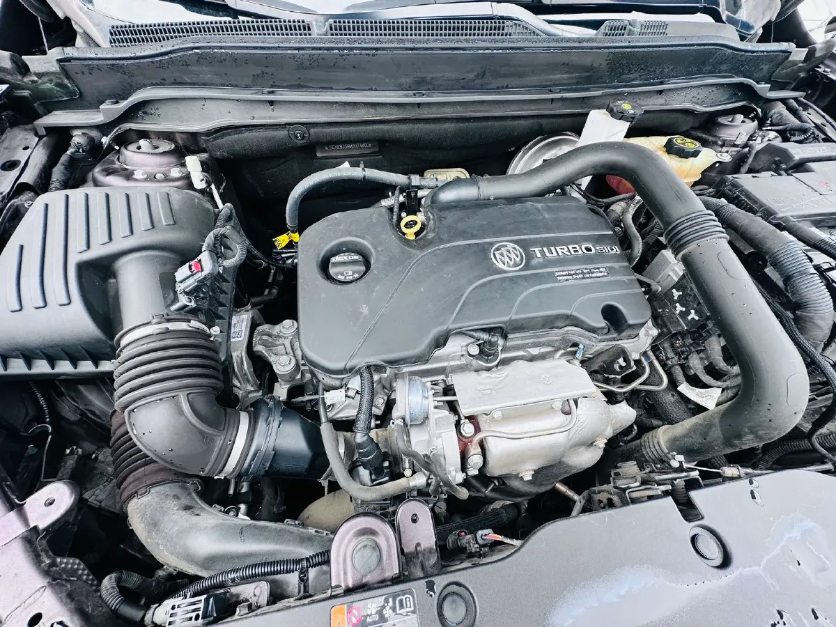 2021 Buick EnvisionPlus 1.5T 169HP L4 7DCT,autocango,china used car exporter,china ev exporter,chinese used car exporter,chinese used ev exporter