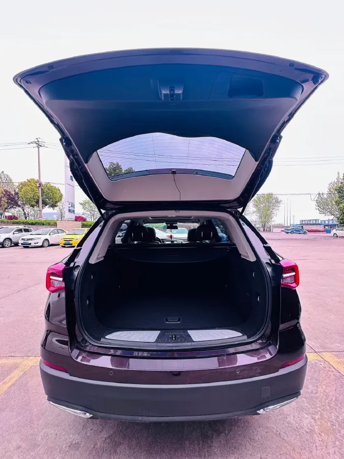 2021 Buick EnvisionPlus 1.5T 169HP L4 7DCT,autocango,china used car exporter,china ev exporter,chinese used car exporter,chinese used ev exporter