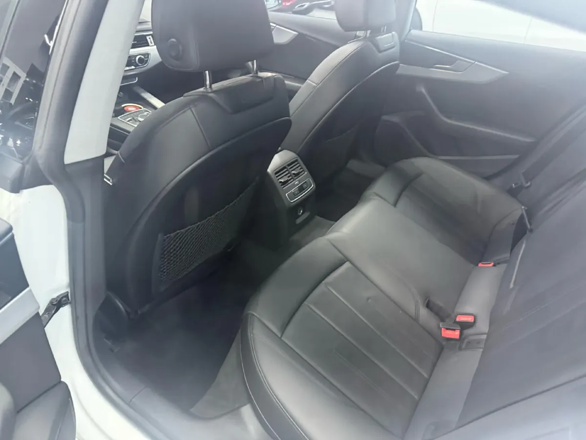 2019 Audi A5 2.0T 190HP L4 7DCT,autocango,china used car exporter,china ev exporter,chinese used car exporter,chinese used ev exporter