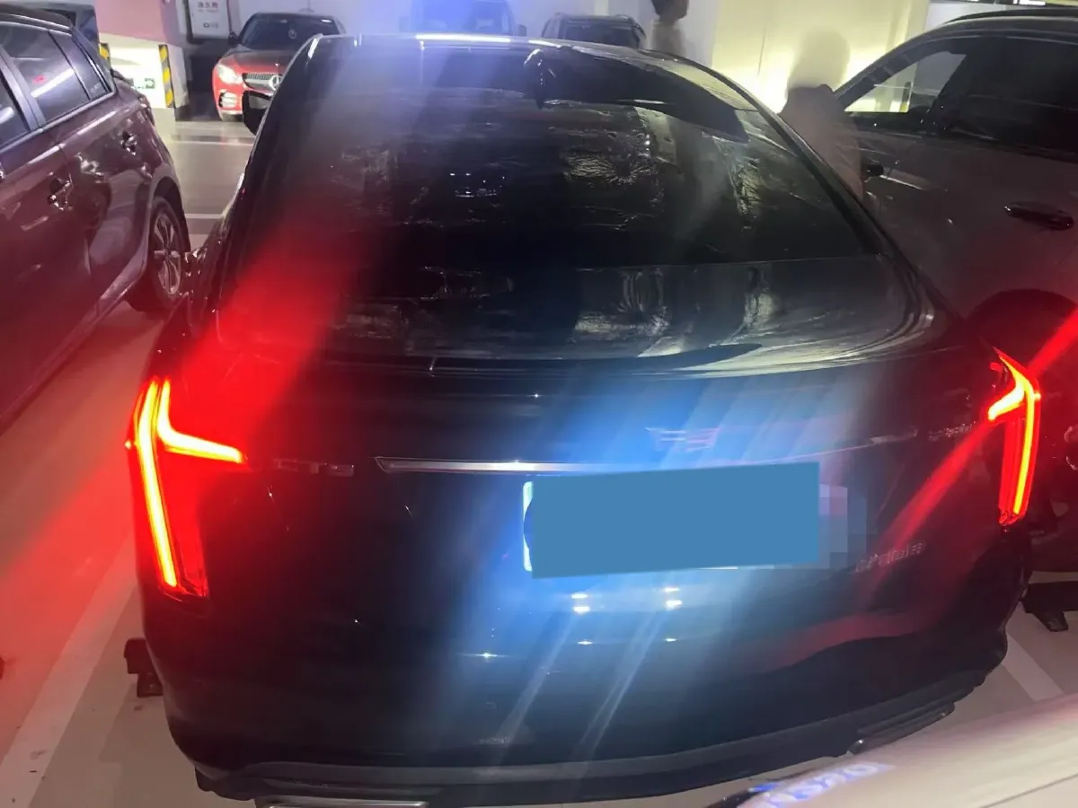 2022 Cadillac CT5 2.0T 237HP L4 10AT,autocango,china used car exporter,china ev exporter,chinese used car exporter,chinese used ev exporter