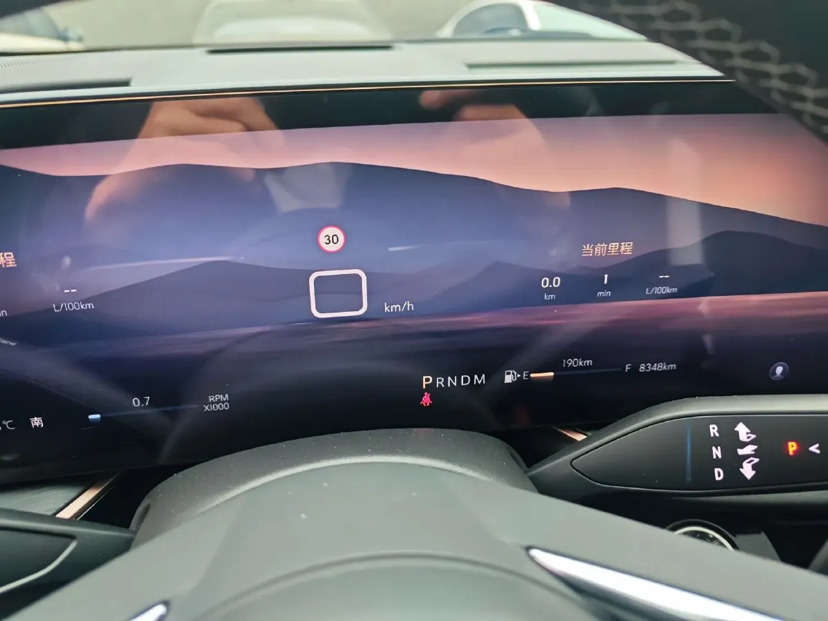 2024 Buick EnvisionS 2.0T 237HP L4 9AT,autocango,china used car exporter,china ev exporter,chinese used car exporter,chinese used ev exporter