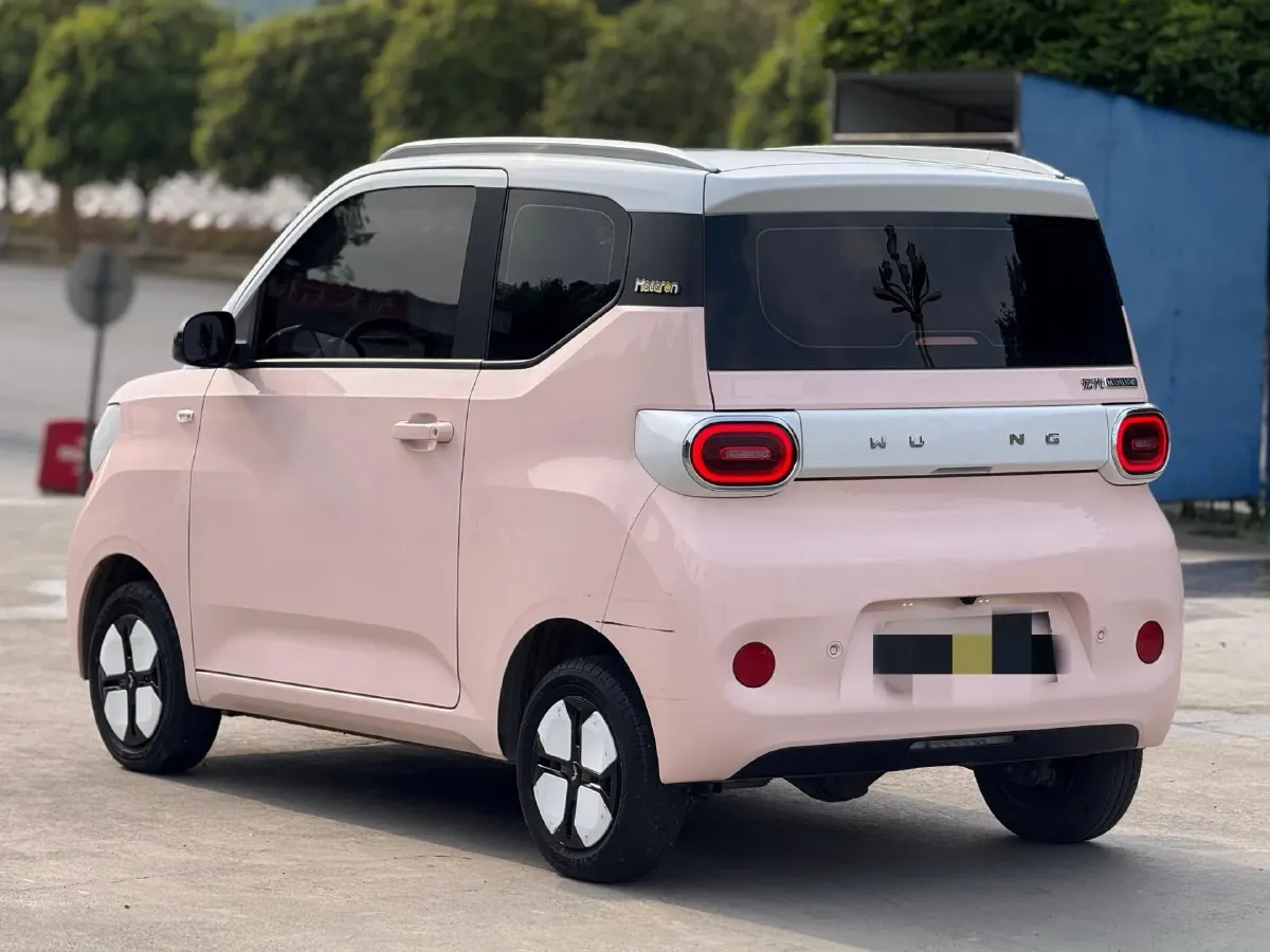 2024 WuLing HongGuang MINI EV BEV 17.3KWH,autocango,china used car exporter,china ev exporter,chinese used car exporter,chinese used ev exporter