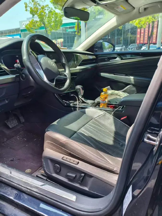 2023 Volkswagen Passat 2.0T 186HP L4 7DCT,autocango,china used car exporter,china ev exporter,chinese used car exporter,chinese used ev exporter