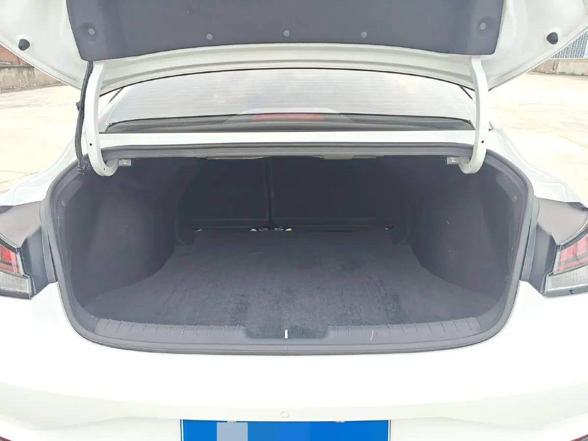 2023 Hyundai Elantra 1.5L 115HP L4 CVT,autocango,china used car exporter,china ev exporter,chinese used car exporter,chinese used ev exporter