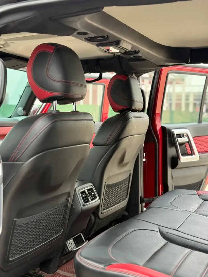 2018 Beijing BJ40 2.3T 250HP L4 6AT,autocango,china used car exporter,china ev exporter,chinese used car exporter,chinese used ev exporter