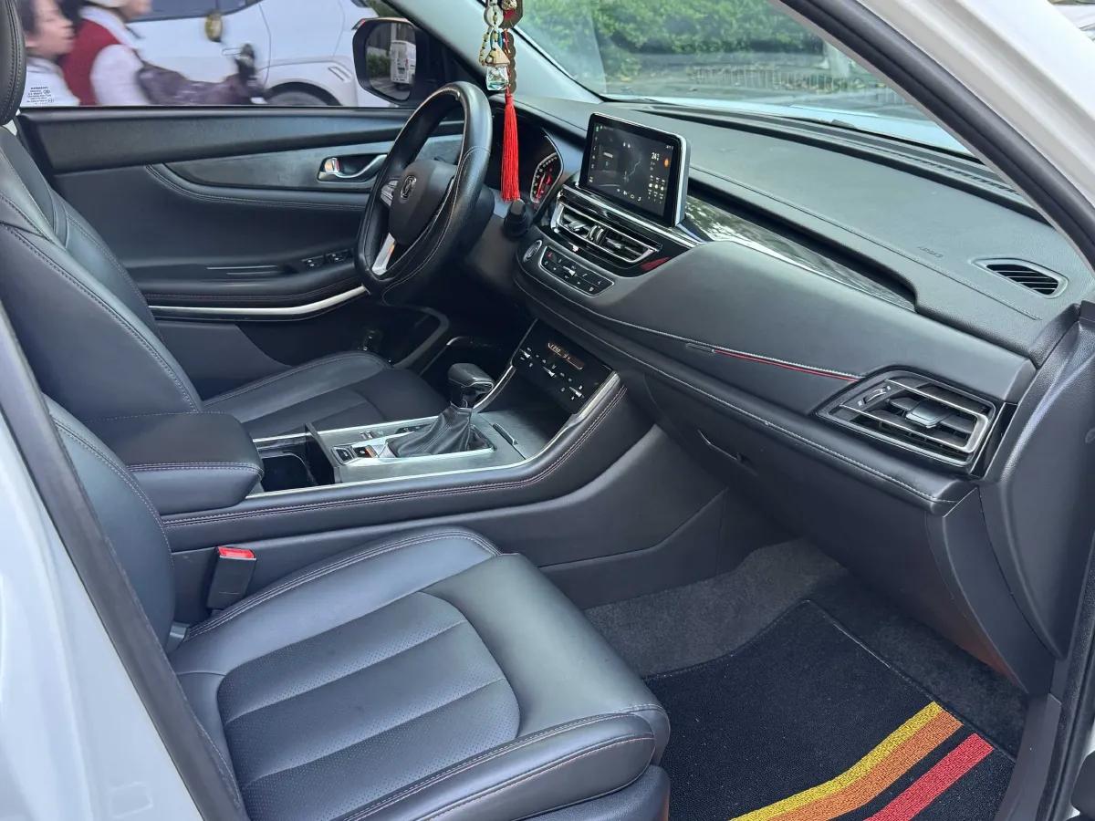 2022 ChangAn CS75 1.5T 180HP L4 7DCT,autocango,china used car exporter,china ev exporter,chinese used car exporter,chinese used ev exporter