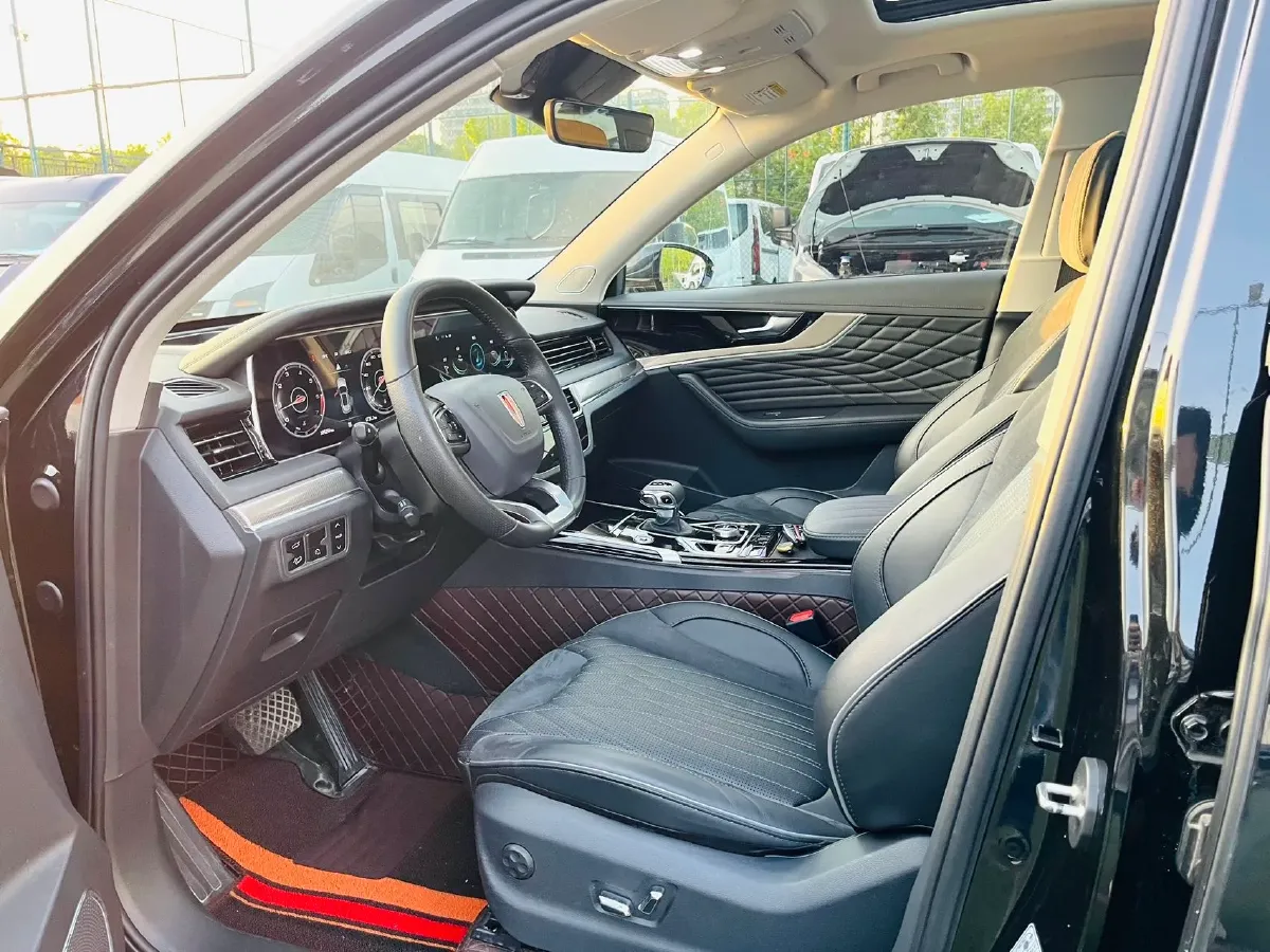 2022 HongQi HS5 2.0T 224HP L4 6AT,autocango,china used car exporter,china ev exporter,chinese used car exporter,chinese used ev exporter