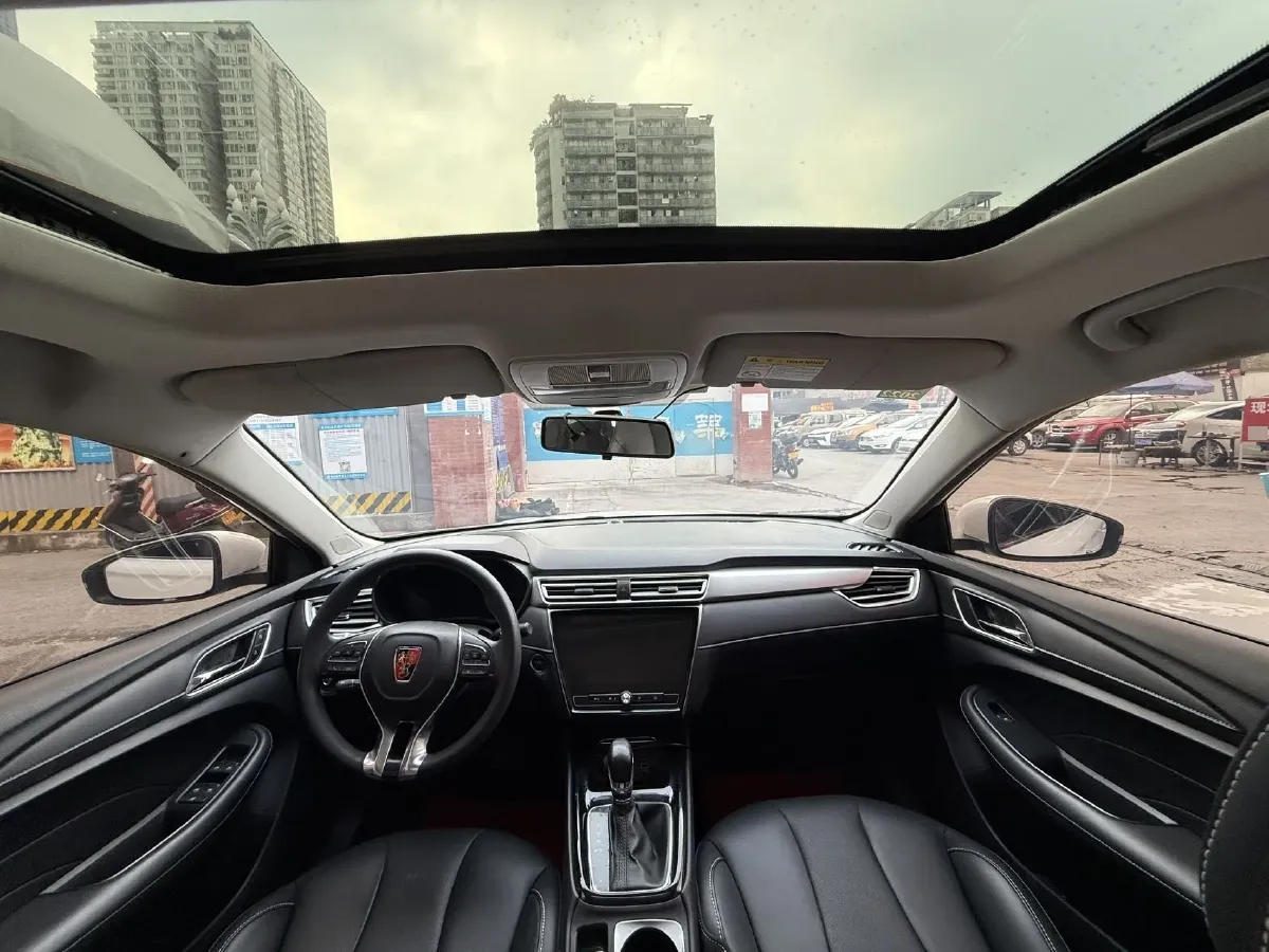 2020 Roewe i5 1.5L 120HP L4 CVT,autocango,china used car exporter,china ev exporter,chinese used car exporter,chinese used ev exporter