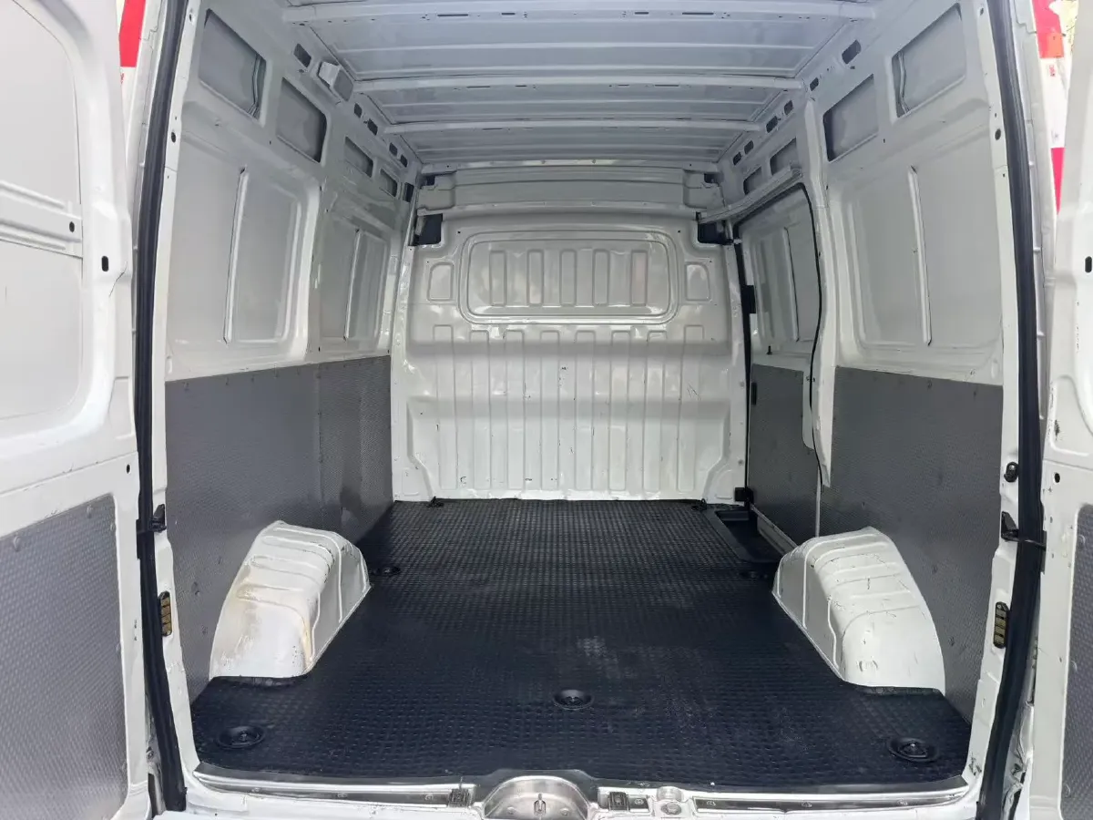 2021 DongFeng DFAC YuFeng 2.3T 136HP L4 6MT,autocango,china used car exporter,china ev exporter,chinese used car exporter,chinese used ev exporter