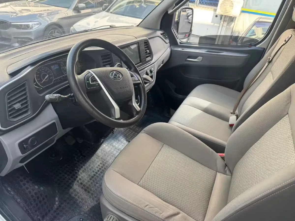 2021 DongFeng DFAC YuFeng 2.3T 136HP L4 6MT,autocango,china used car exporter,china ev exporter,chinese used car exporter,chinese used ev exporter