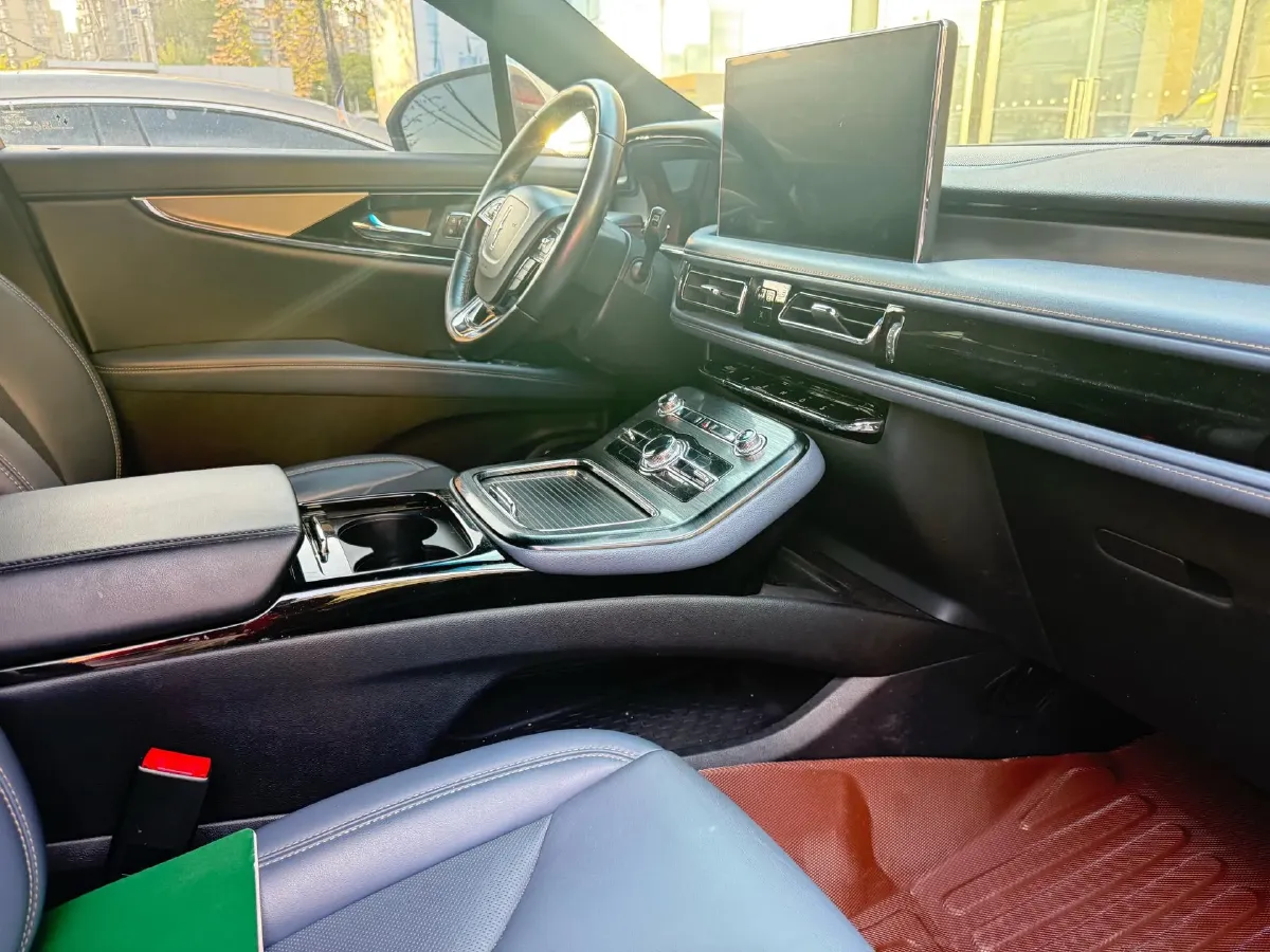 2021 Lincoln Nautilus 2.0T 245HP L4 8AT,autocango,china used car exporter,china ev exporter,chinese used car exporter,chinese used ev exporter