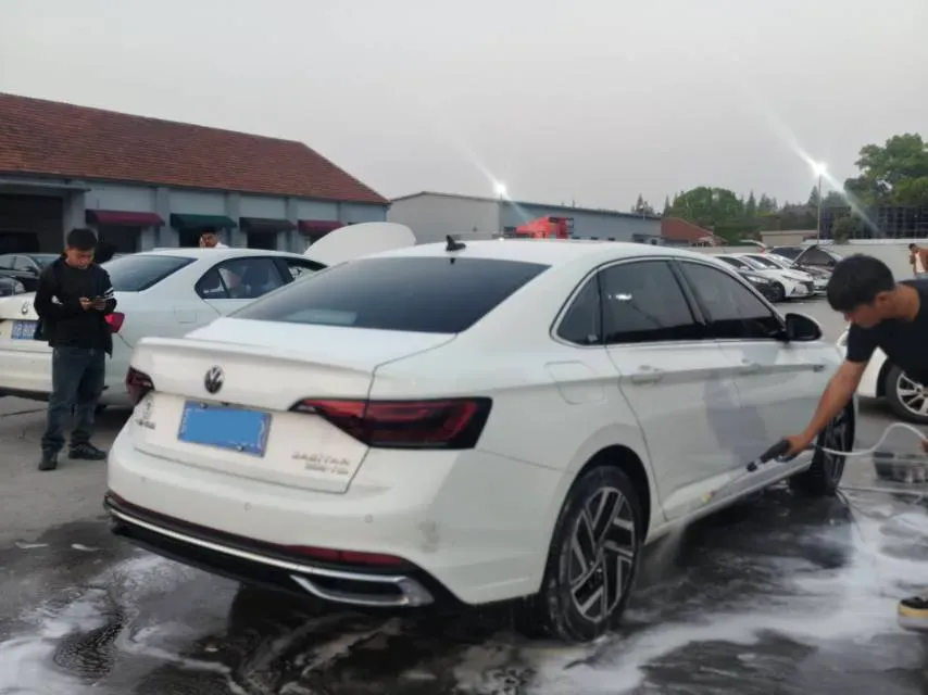 2023 Volkswagen Sagitar 1.5T 160HP L4 7DCT,autocango,china used car exporter,china ev exporter,chinese used car exporter,chinese used ev exporter