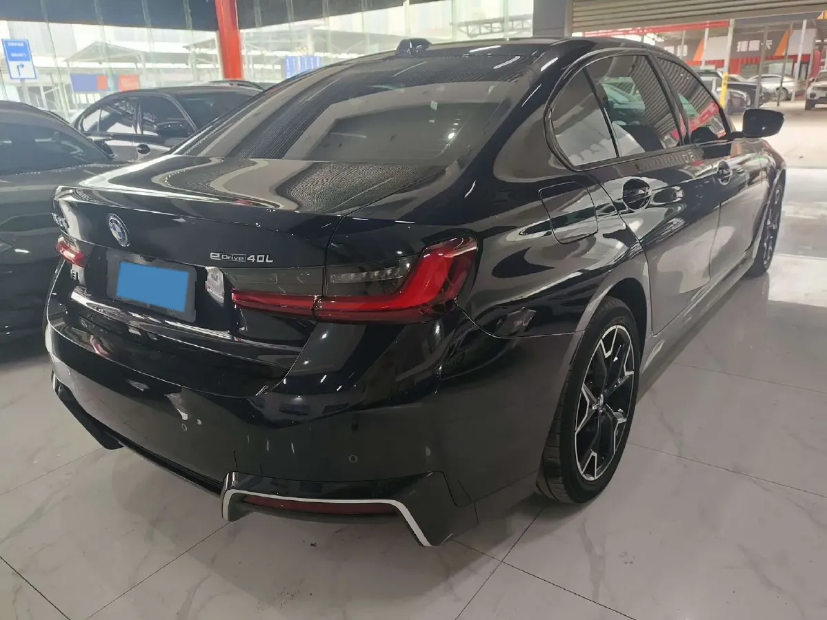 2024 BMW i3 BEV 79.05KWH,autocango,china used car exporter,china ev exporter,chinese used car exporter,chinese used ev exporter